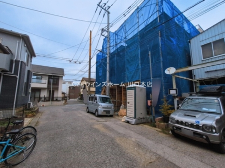 �O�ʓ��H�܂ތ��n�ʐ^ -