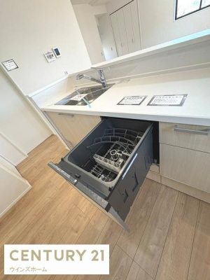 �L�b�`�� �r���g�C���H��@�t���̃V�X�e���L�b�`���ŉƎ��̕��S���y���A�Z�����p�p�}�}���T�|�[�g���܂��I