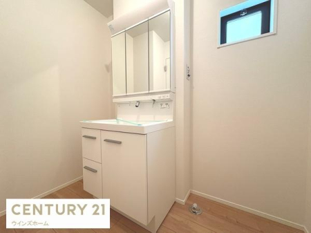 ���ʑ�E���ʏ� ���ʎ��͂�Ƃ肠��L���Ŗ����̏��������K�ł��B���ʑ���[�ɂ́A������p�i��X�L���P�A�p�i�Ȃǂ���������[�ł���悤�X�y�[�X���[�����Ă��܂��I�������芷�C���\���ɍs���܂��I