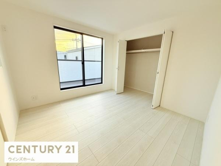 �m�� 3�K�̓쐼�����̗m����6.3���B���[�͂����Ղ�̃N���[�[�b�g���Q�J���ƃ��C�h�o���R�j�[������A���K�Ȃ��Ǝ��Ԃ����߂������������܂��B