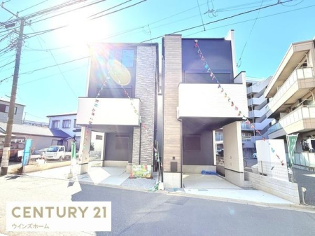 �O�ʓ��H�܂ތ��n�ʐ^ �O�ʓ��H�͂�Ƃ�̂����5.4�����B���ʂ����ǂ��A�Ԍɓ���₨�Ԃ̏o����������������čs����Z���ł��B