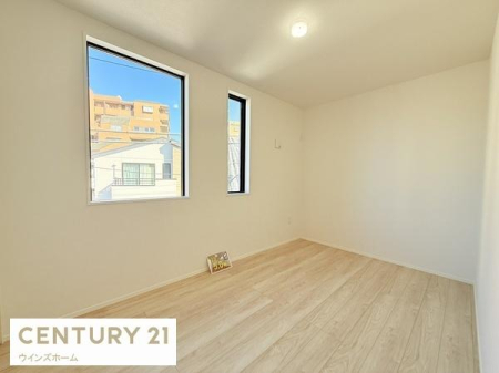 �m�� �V���v���ȃf�U�C�������͂�5���m���B�N���[�[�b�g�t���ňߗނ�ו����X�b�L�����[�ł��܂��B