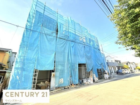 �O�ʓ��H�܂ތ��n�ʐ^ �O�ʓ��H�͂�Ƃ�̂����5�����B���ʂ����ǂ��A�Ԍɓ���₨�Ԃ̏o����������������čs����Z���ł��B