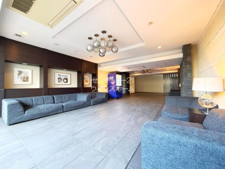 ���r�[ �z�e���̂悤�ȍ������̂��郍�r�[���E���W�B�\�t�@�[���ݒu����Ă���̂ŏZ���̕����m�̌𗬂◈�q�̑Ή��ȂǃR�~���j�P�[�V��������ޏ�Ƃ��Ă����p���������܂���I�����̔��@������̂��������ł��ˁI