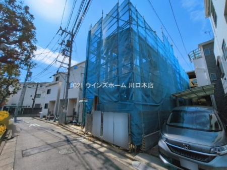 �O�ʓ��H�܂ތ��n�ʐ^ -