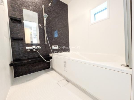 ���� �o�X���[���͈���̔���������났�̏ꏊ�ł��B�ǂ������@�\���ڂōŌ�ɂ����C�ɓ�����ɂ����K�ȃo�X�^�C�������߂������������܂��I����ɒg�[�����@�t���Ȃ̂ňߗފ������Ƃ��Ă��劈��ł��I