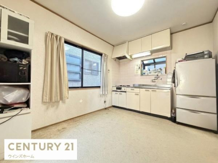 �L�b�`�� ��������̂Ŗ��邭�A���C�����₷���ł��I�����ɏW���ł���L�b�`���I �@��CG���H�ňꕔ�������Ă���܂�