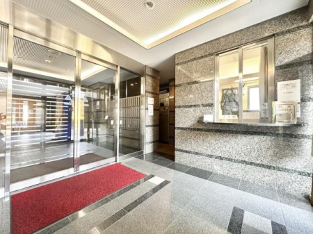 �G���g�����X �I�[�g���b�N�E��z�{�b�N�X�E�G���x�[�^�[����A���S�ŕ֗��ȕ�炵���������܂��I