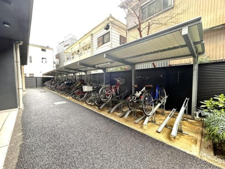 ���̑����p�� �����t���̒��֏�Ɏ��]�Ԃ��߂邱�Ƃ��ł��܂��I