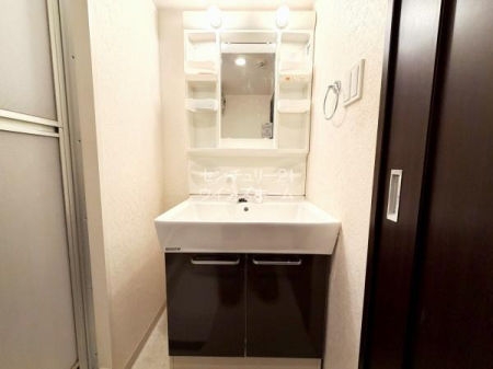 ���ʑ�E���ʏ� �傫���Đ[�����ʃ{�E���ƈ����o����n���h�V�����[����������g������̗ǂ��V�����v�[�h���b�T�[�B�L���r�l�b�g�̂ق��ɍ��E�ɍ��v6�̎��[�X�y�[�X���t���Ă��܂��I