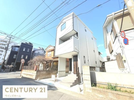 �O�ʓ��H�܂ތ��n�ʐ^ �O�ʓ��H�͂�Ƃ�̂����6�����B���ʂ����ǂ��A�Ԍɓ���₨�Ԃ̏o����������������čs����Z���ł��B