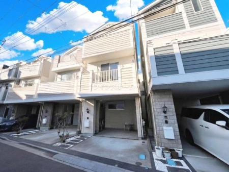 �O�ʓ��H�܂ތ��n�ʐ^ JR���l���k���u������v�w����k��9���Ƃ����w�`�J�̍D���n�I�ۈ�{�݂⏬�w�Z���߂��q��Ċ��ɂ��b�܂ꂽ���K�ȃ��P�[�V�����ł��I�������{�݂ɕa�@���k��10���ȓ��̗��֐��̍����Z���ƂȂ��Ă��܂��B