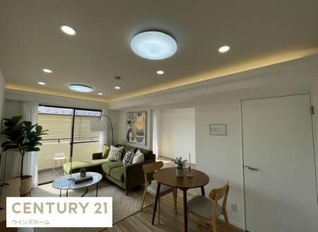 ���r���O ���R���ɕ�܂��S�n�悢��ԂŁA���X�̕�炵�����L���ɂȂ�܂��B�o���R�j�[�ɖʂ��z�����聕���ʂ��ǍD�ł��B��CG���H�ςł�