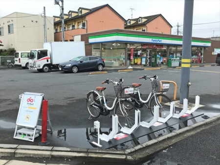 ���ӊ� �y�R���r�j�z�t�@�~���[�}�[�g������،ܒ��ړX�F160�u