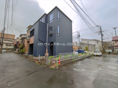 �O�ʓ��H�܂ތ��n�ʐ^ -