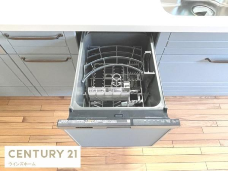 �L�b�`�� �r���g�C���H��@�t���̃V�X�e���L�b�`���ŉƎ��̕��S���y�����܂��B