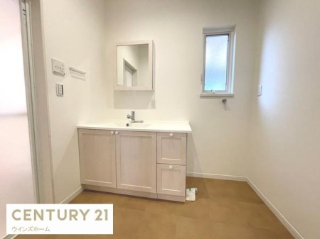 ���ʑ�E���ʏ� �L�X�Ƃ������������ӂ����ʎ��I���t���̐��ʉ��ϑ�Ŏ��[�͂����ɍ����A�����̎x�x�����K�ɂȂ�܂��B
