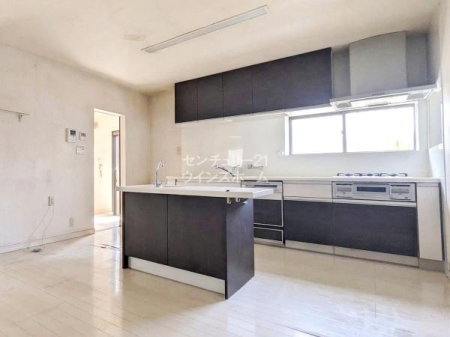 �L�b�`�� �������ɏW���ł���Ǖt���^�C�v�̃V�X�e���L�b�`���B�w�ʃJ�E���^�[�t���ŉ������炦�␷��t�����͂��ǂ�܂��I�V���N��2����̂ŐH���􂤏ꏊ�ƐH�ނ�􂤏ꏊ�𕪂����ĉq���I�ł��I