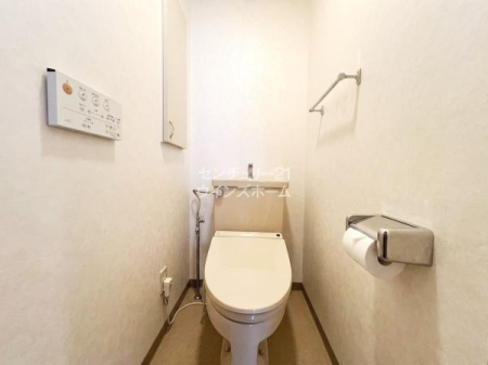 �g�C�� �g�C���͉������t���Ȃ̂Ń{�^����ŐS�n�ǂ������ł̑f������򂪉\�ł��I�g�C���b�g�y�[�p�[�̐ߖ�ɂ��Ȃ�܂��ˁB�g�[�֍��Ŋ����������������ł��B��CG�ŉו������������H�����Ă��܂�