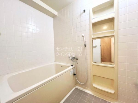 ���� �����C�͈���̔���������났�̏ꏊ�ł��B���邢�o�X���[���ŐS�Ɛg�̂����t���b�V���ł��܂��ˁI��CG�Ő��ʗp����������H�����Ă��܂�