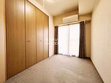 �m�� �e�������Ɏ��[��ݒu���Ă��܂��I�ו�����������Еt���ċ��Z�X�y�[�X���ő���m�ۂł���̂ŁA�������Ƃ��߂������������܂��B��CG�ŉƍ�������������H�����Ă��܂�