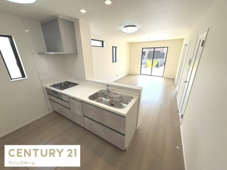 �L�b�`�� �J�����̂���ΖʃJ�E���^�[�L�b�`�����̗p�B���r���O�E�_�C�j���O�Ƃ̈�̊�������A�q�ǂ��������A���Ƒ��Ƃ̂Ȃ���������Ȃ��炨�������y���߂܂��B