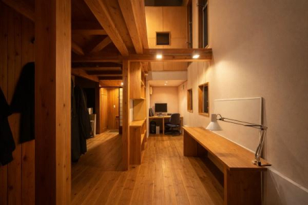 �m�� �₳�������肪�؂̕\���������Ƃ炵�A�܂�Ŏ���������藬���悤�ȉ��₩�ȋ�ԁB�A�W���Ƃ��났�𗼗�����㎿�ȃ��[�N��Ԃł��B��CG�ŏ����������Ă���܂�