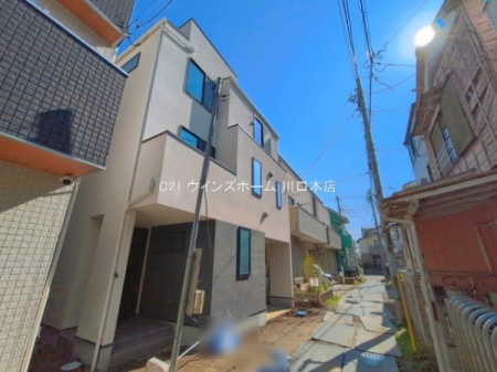 �O�ʓ��H�܂ތ��n�ʐ^ -