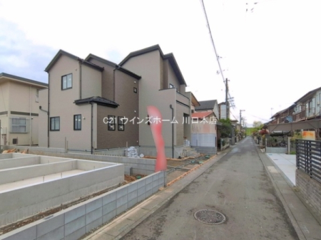 �O�ʓ��H�܂ތ��n�ʐ^ -