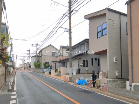 �O�ʓ��H�܂ތ��n�ʐ^ -