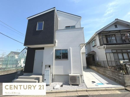 ���n�O�ώʐ^ ���l���k���u�k�Y�a�v�w�k��20���B����{�݁A���Ǝ{�݂����߁B���֐��̍����ƊՐÂ������˔������Z���ł��I