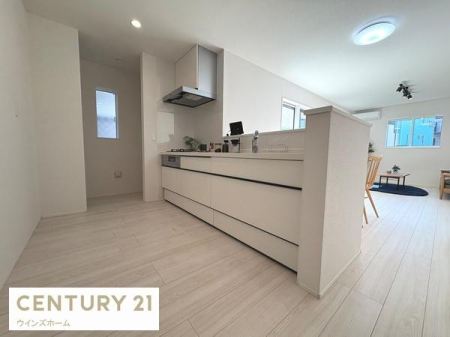 �L�b�`�� �J�����̂���ΖʃJ�E���^�[�L�b�`�����̗p�B���r���O�E�_�C�j���O�Ƃ̈�̊�������A�q�ǂ��������A���Ƒ��Ƃ̂Ȃ���������Ȃ��炨�������y���߂܂��B