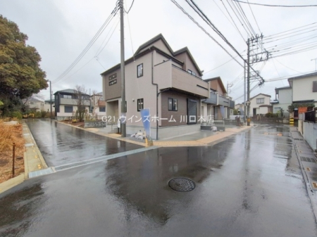 �O�ʓ��H�܂ތ��n�ʐ^ -