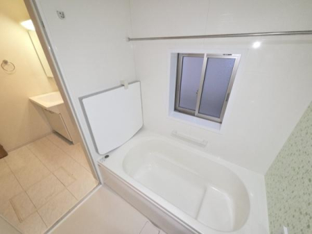 ���� �������薾�邢�����C�X�y�[�X!�S�Ɛg�̂����t���b�V������������̋�Ԃł�����o�X���[���I�@
