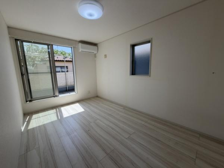 �m�� ���炩�ȓ��������S�n�悭�������ނ�������6.7���B�E�H�[�N�C���N���[�[�b�g�����ł������X�b�L���I