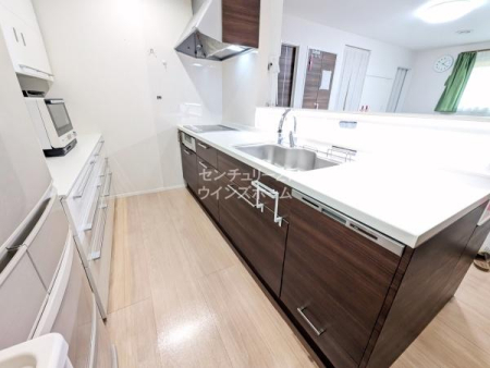 �L�b�`�� �r���g�C���H��@�Ƀ^�b�`���X�����������������@�\�V�X�e���L�b�`���B�����������͂������Ă��鎞�����r���O�ɂ��邲�Ƒ��Ƃ̃R�~���j�P�[�V�������e�ސl�C�̑Ζʎ����̗p���܂����I