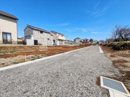 �O�ʓ��H�܂ތ��n�ʐ^ ���Ј�x���n���������������ė��n����ӊ��Ȃǂ����m�F���������I���d�b��{�ł����ɂ��ē��������܂��̂ŁA���C�y�ɂ��₢���킹���������܂��B