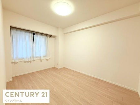 ���r���O�ȊO�̋��� 6���[�˂͎��[�X�y�[�X�Ƃ��Ă��A�����Ƃ��ĉƑ����߂����������ɂ��Ă�OK�I�E�H�[�N�C���N���[�[�b�g�t���Ŏ��[���^�b�v���m�ۂ���Ă��܂��I