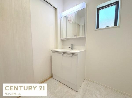 ���ʑ�E���ʏ� �@�\�I�Ő������̂�����ʏ��ł��o�����O�̐g�x�x�𐮂��邱�Ƃ��ł��܂��I