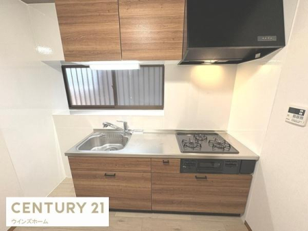 �L�b�`�� �V�K�����ς̃V�X�e���L�b�`���I��������̂Ŗ��邭���C�����₷���ł��I�����ɏW���ł���L�b�`���I �@