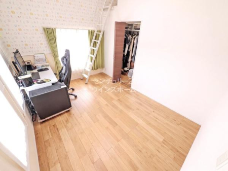 �m�� ������̗m���̓��t�g���t���Ă���̂ŁA�傫�ȉו���X�g�b�N���Ă����������A�N�Ɉ�x�����g��Ȃ��G�ߐ��̃A�C�e���Ȃǂ�u���Ă����܂��I��CG�ŉƍ�����������Ă��܂�