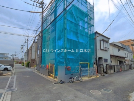 �O�ʓ��H�܂ތ��n�ʐ^ -