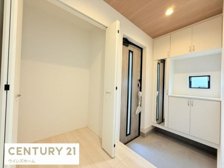 ���� ������Ƃ������邢���ւ́A�L�x�Ȏ��[�ŃX�b�L���ƕЕt���������̂����ۂɁB�����̏o���肪���K�ɂȂ�@�\�I�ȋ�Ԃł��B�L�X�z�[�����[�t���I