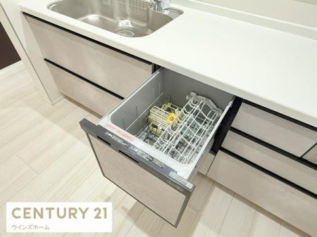 �L�b�`�� �r���g�C���H��@�t���̃V�X�e���L�b�`���ŉƎ��̕��S���y�����܂��B