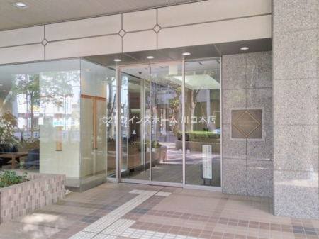 �G���g�����X -