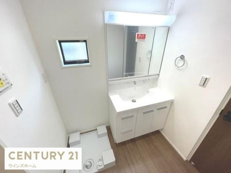 ���ʑ�E���ʏ� ���ʎ��͂�Ƃ肠��L���Ŗ����̏��������K�ł��B���ʑ���[�ɂ́A������p�i��X�L���P�A�p�i�Ȃǂ���������[�ł���悤�X�y�[�X���[�����Ă��܂��I
