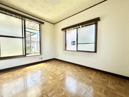 �m�� �m���͑�^�̃x�b�g��u���Ă��]�T�̂���X�y�[�X������܂��I