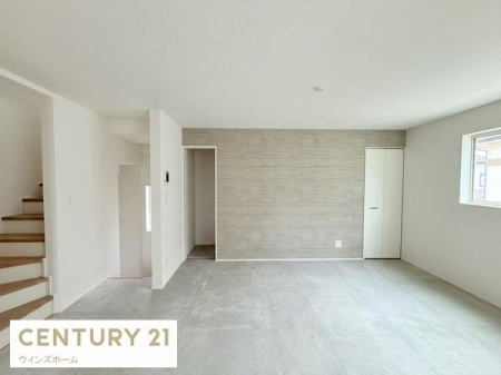 ���r���O �L�X16����LDK�I���邭�J���I�ȃ��r���O�����́B�A�N�Z���g�N���X�����������X�^�C���b�V���Ȉ�ۂɁB���R���ɕ�܂��S�n�悢��ԂŃ����b�N�X�ł��܂����i�{�[�����s�v�����ꕔ���H�ŏ����Ă���܂��B