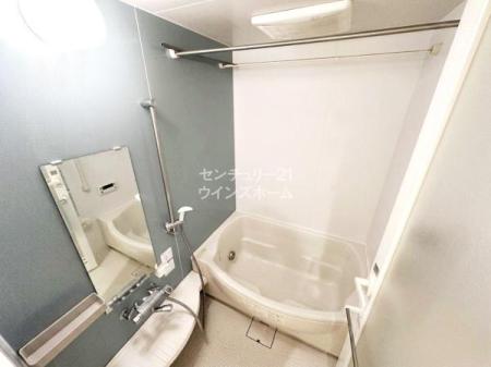 ���� ���j�b�g�o�X�͒ǂ������@�\���ڂōŌ�ɓ�����ɂ����K�ȃo�X�^�C�������񋟂��܂��I���������@���t���Ă���̂ŉJ�̓��͈ߗފ������Ƃ��Ă��劈��ł��I��CG�Ő��ʗp��������Ă��܂�