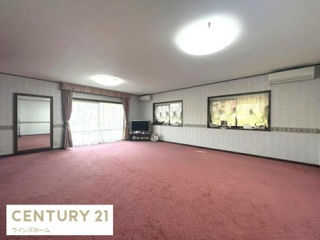 �m�� 1F�m���͖�21���I���������A�̌��ǍD�ȍL�X�X�y�[�X�I�q�Ԃ₨�d���̑ł����킹�X�y�[�X�����L�����g�����������܂����Ƌ�⏬���Ȃ�AI���H�ňꕔ�����ρ�